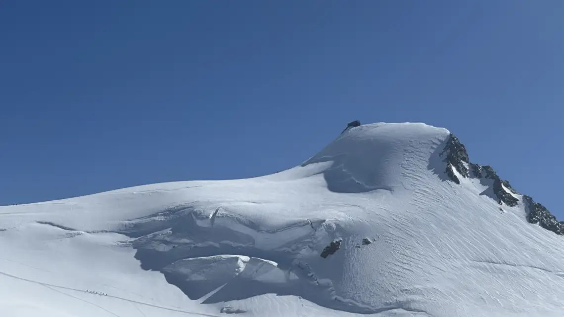 Die Signalkuppe mit 4554 Höhenmeter der sechst höchste Gipfel der Alpen